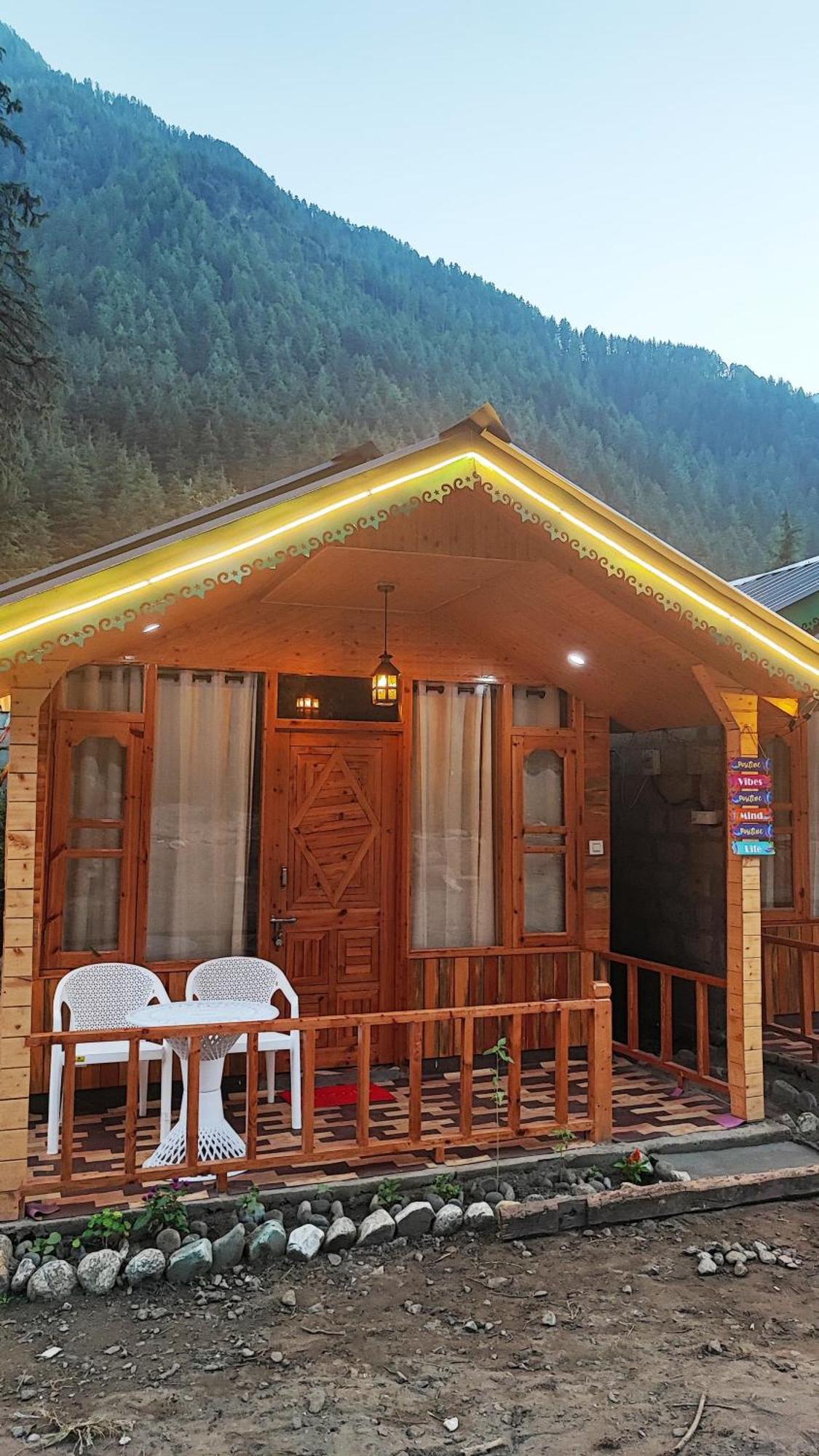 Moksha Cottages Kasol Exterior photo