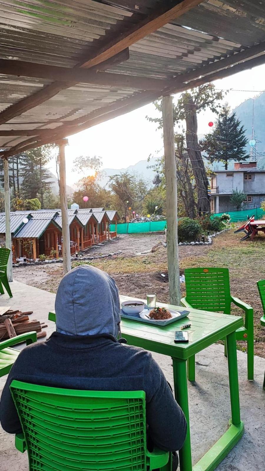 Moksha Cottages Kasol Exterior photo