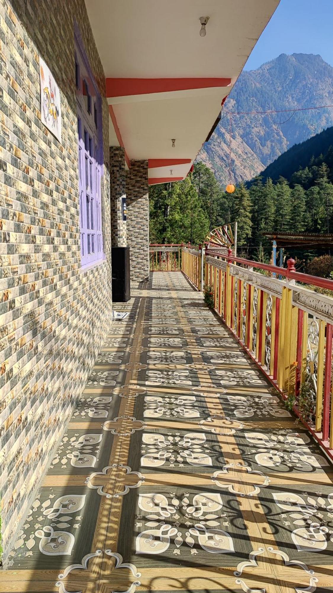 Moksha Cottages Kasol Exterior photo